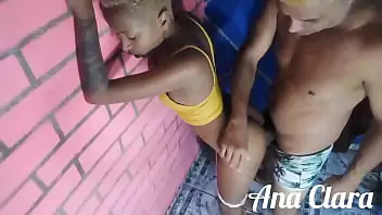 comendo uma neguinha Fudendo na pele e Gozando na boca da novinha Nicoli Fox 