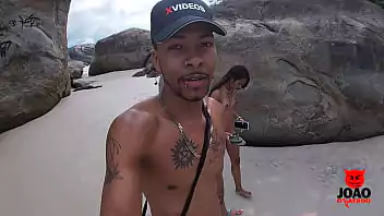 flagras na praia de nudismo porno 