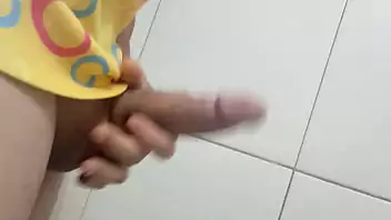 gustavo lima batendo punheta Footjob no Pauzudo 