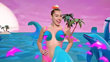 miley cyrus transando Xxxvideo 