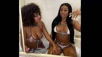 pocahontas carioca porno carioca POCAHONTAS CARIOCA comemorando CINCO ANOS DE CANAL! 