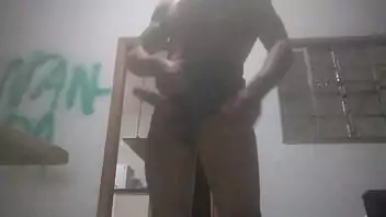 travesti batendo punheta Spankbang 